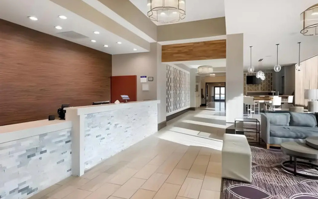 Comfort Inn Brooklyn Center