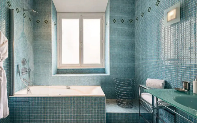 Palais Petit - Two Bedroom Apartment