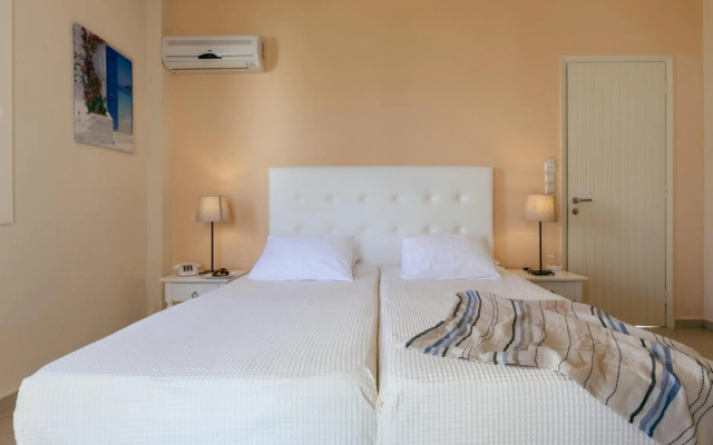 Mikri Vigla Hotel Beach Resort
