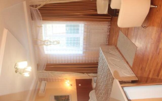 Hotel 7 Ogney