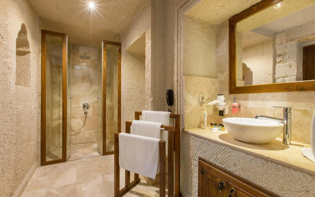 House 1938 Special Cave Hotel