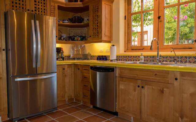 Casa Linda 2 BR by Casago