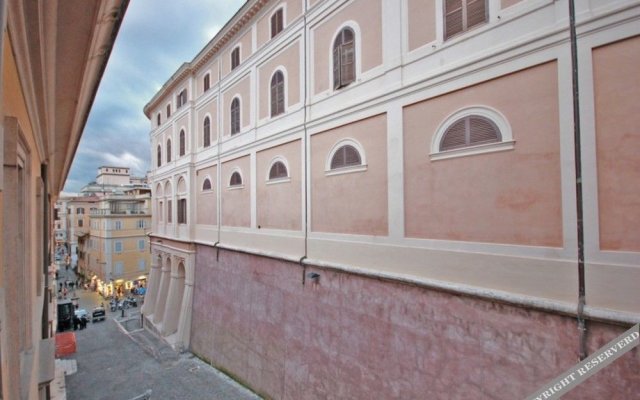 Old Trevi Apartments Roma