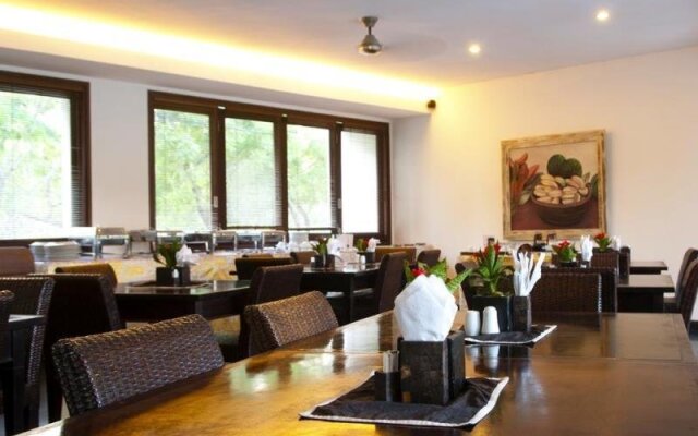 Ninghai Shanggao Yimei Hotel (Ninghai Taoyuan Plaza)