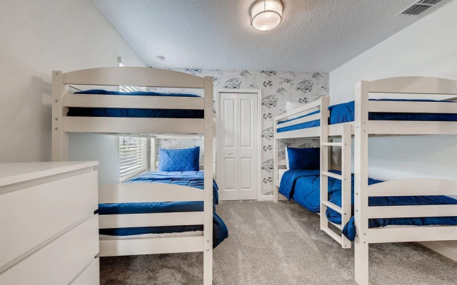 1596 MC - Enchanted 6BR Villa: Pool, Magic for 14