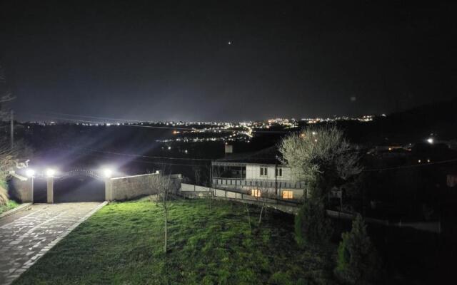 Guest House Godogani