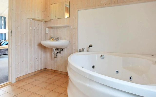 Two-Bedroom Holiday home in Otterndorf 4