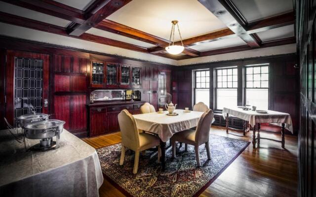 Rogers House Bed & Breakfast Inn