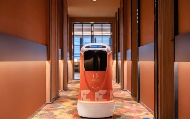 Orange Hotel (Wuhan Hankou Station Fanhai CBD Store)