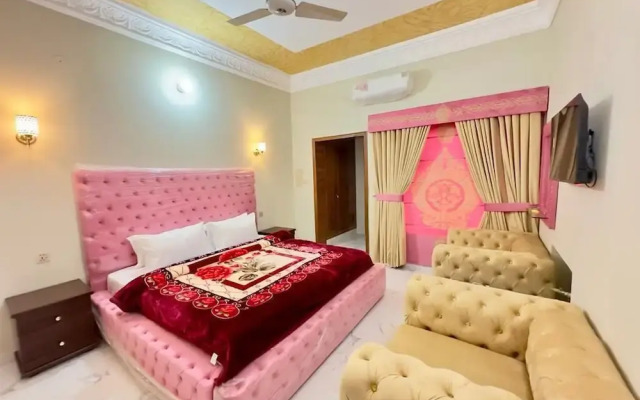 Decent Family Guest House