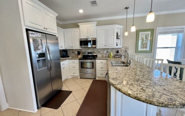 Deja View 3 Bedroom Home