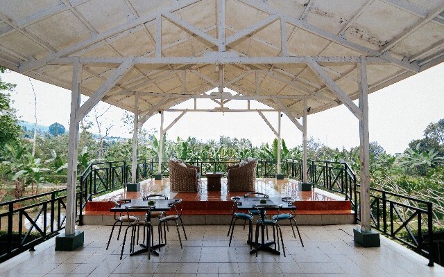 Villa Green Valley Puncak RedPartner