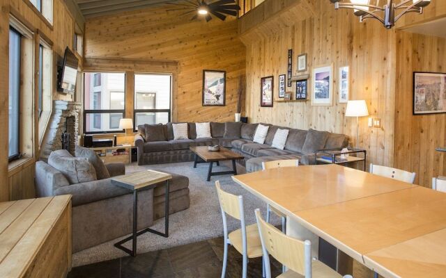 Slopeside At 1849 Condos