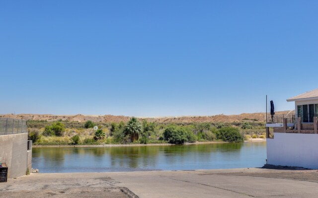 Riverfront Bullhead City Home w/ Mountain Views!