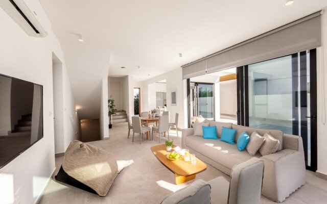 Protaras Periyiali Seaside Villa 33