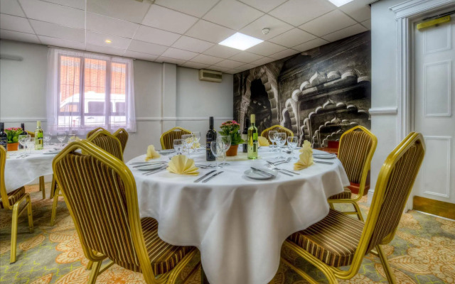 Garner Reading City Centre by IHG
