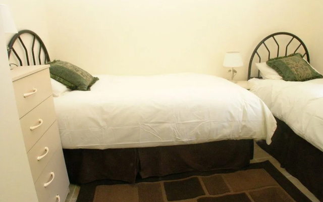 Falstaff Cottage