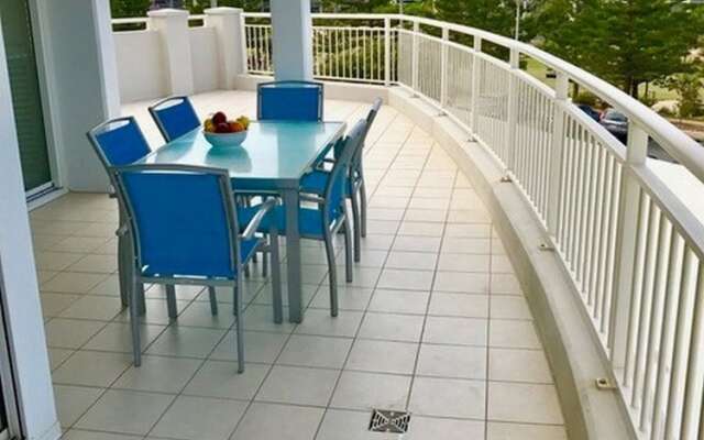 Resort Ocean Front Suite 2222