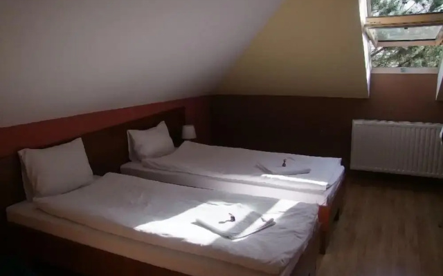 Pokoje Gościnne Warneńczyka 85A