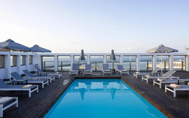 Aquila Atlantis Hotel
