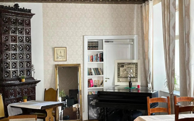 Godart Rooms