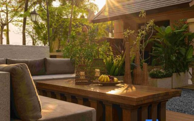 Xishuangbanna Jinghong Yakatu Theme Inn (Mengle Dafo Temple)