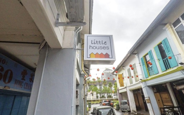 Little Houses – Exterior – Kuching