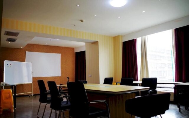 Yajiaxin Hotel