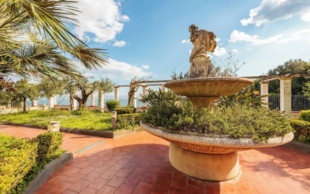 Terrazza Aphrodite by Napoliapartments