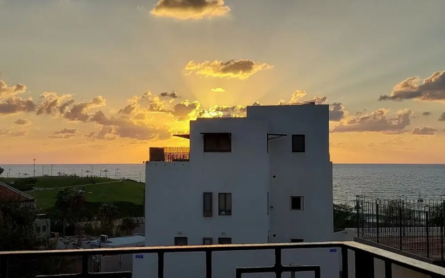 Jaffa Getaway