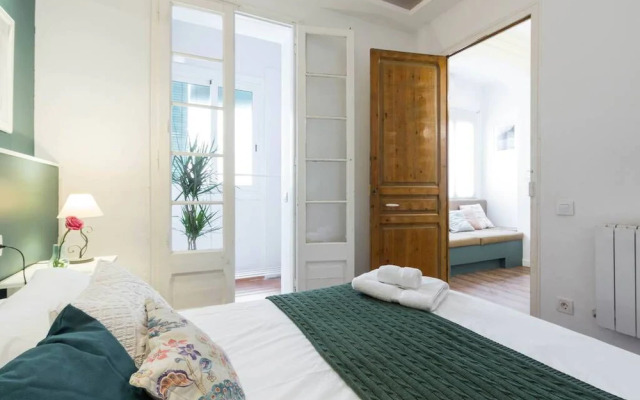 LEPANTO APARTMENTS 150m FROM SAGRADA FAMILIA