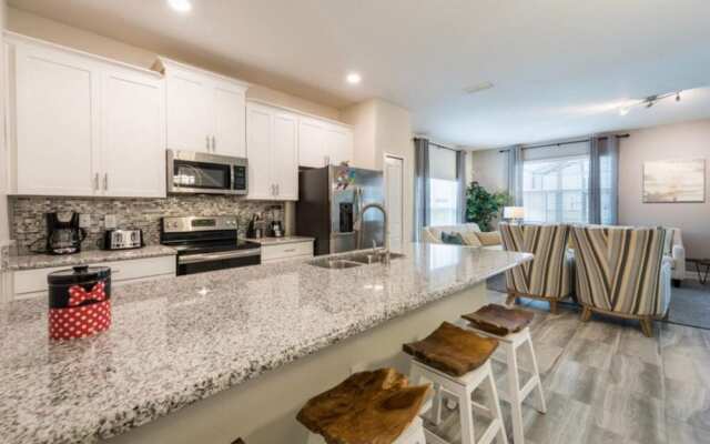 Storey Lake 4909