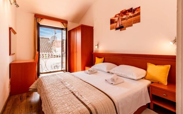 Branka - 50 m From Beach - A1