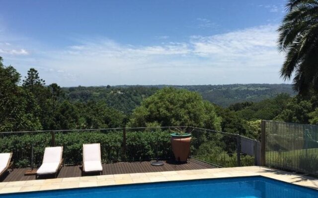 Montville Holiday Apartments