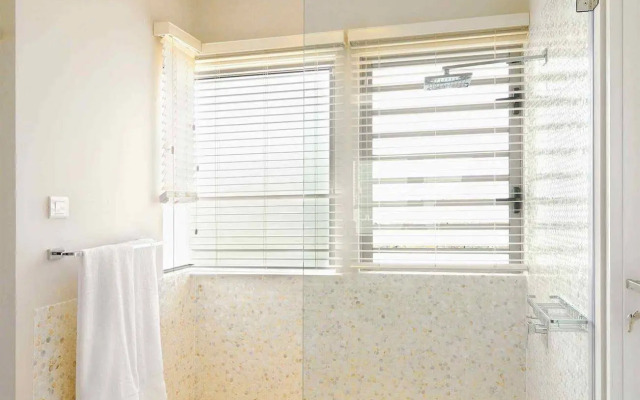 Paradise Beach by Horizon Holidays