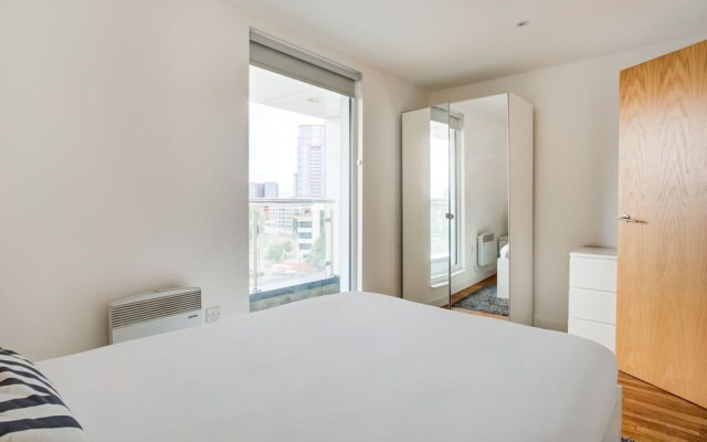 Chic Apartment in Manchester Near Old Trafford