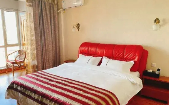 Yanji Rongguang Hotel