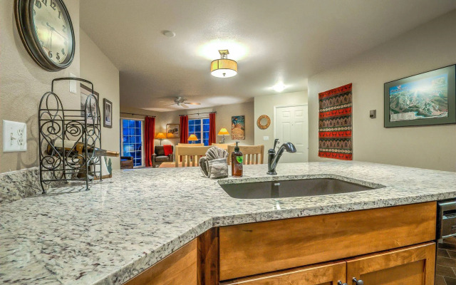 The Villas At Walton Creek by Retreatia