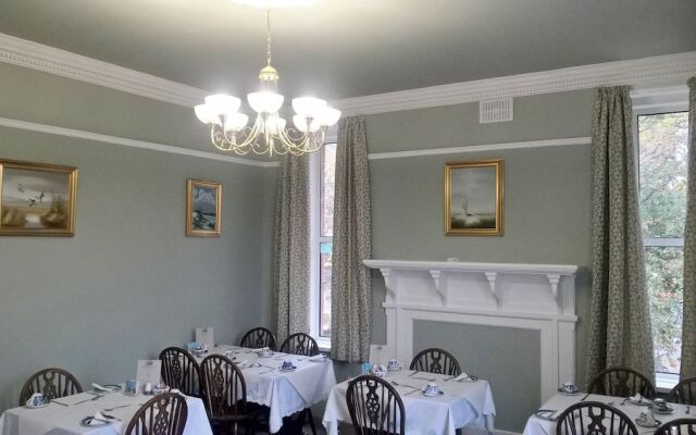 Bleriots Guest House
