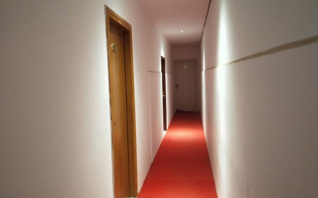 Rujia Hotel