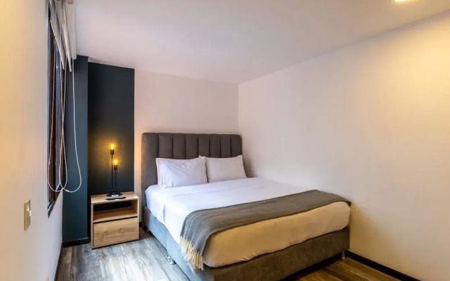 w Spectacular 2BR in Cabrera