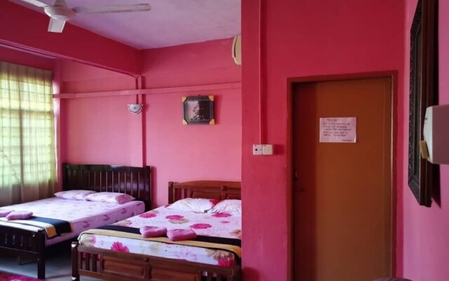 SPOT ON 90049 Saba Inn