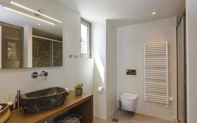 Villa Rizes Luxury in Maroulas