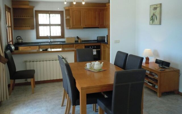 Deluxe Villa in Calonge With Private Pool