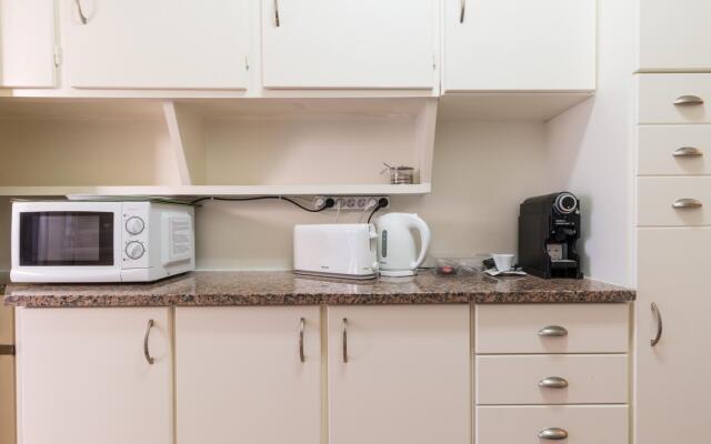 3 Bedroom Apt. with Grand Terrace