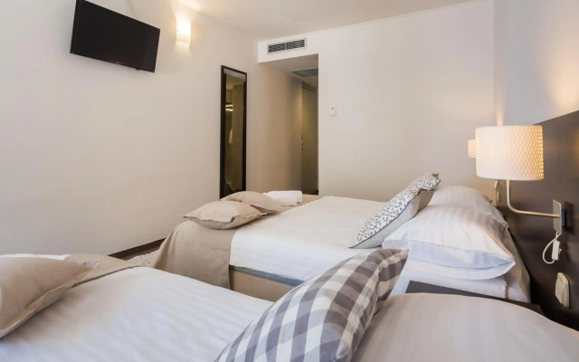 Hotel Villa Arausana & Antonina