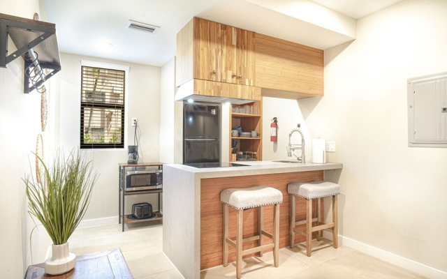 Apartment in Miami Oasis Family