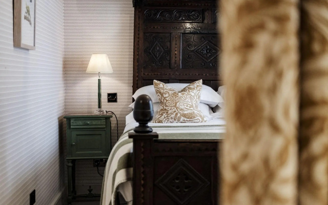 Bay Tree Hotel
