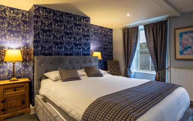 Alston House Hotel