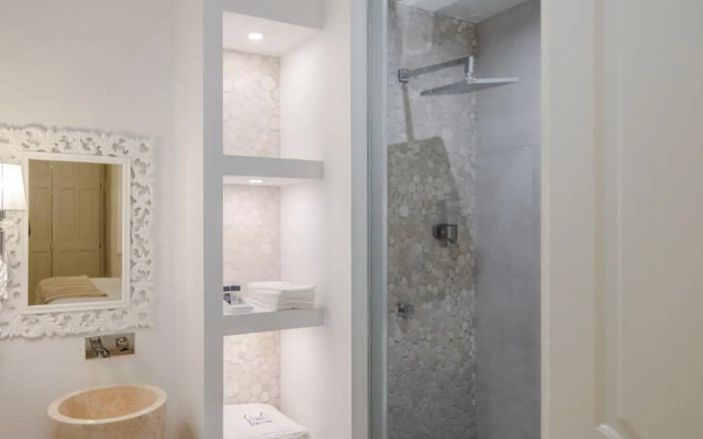 Porto Deluxe Apartments